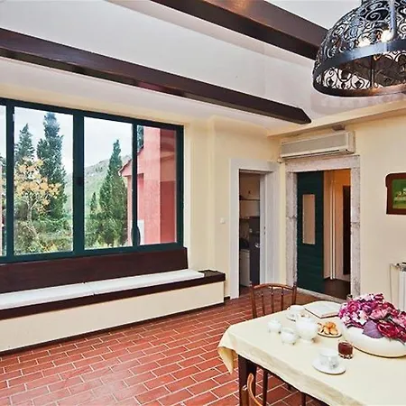Blato Sleeps 10 Pool Air Con Wifi * Blato (Zupa Dubrovacka)